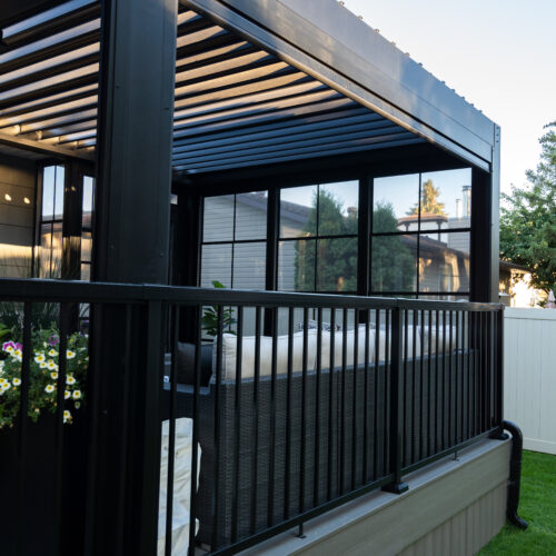 Moose Jaw Louvered Roof and Retractable Screen project