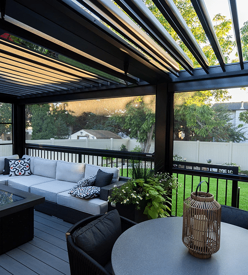 Heated Lounge